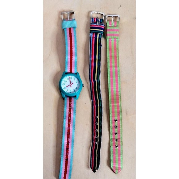 Timex Fashion Watch Fabric Band 2 Extra Bands Striped Multicolor New Battery - Picture 1 of 11